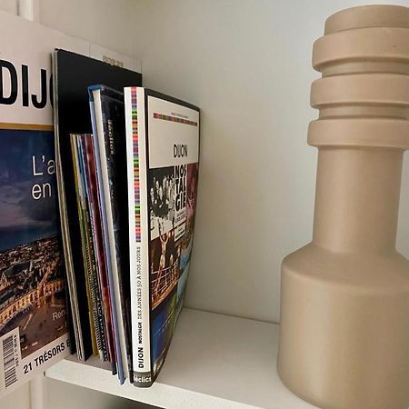 Proche Centre Ville, Gite 4 Etoiles Avec Piscine Dijon Bagian luar foto